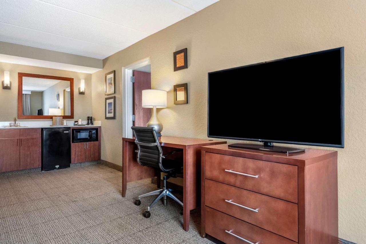Comfort Inn & Suites Orlando North Sanford Esterno foto