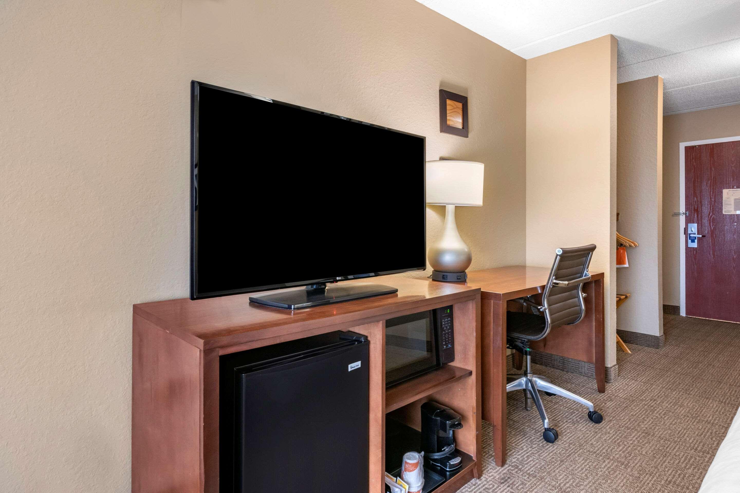 Comfort Inn & Suites Orlando North Sanford Esterno foto