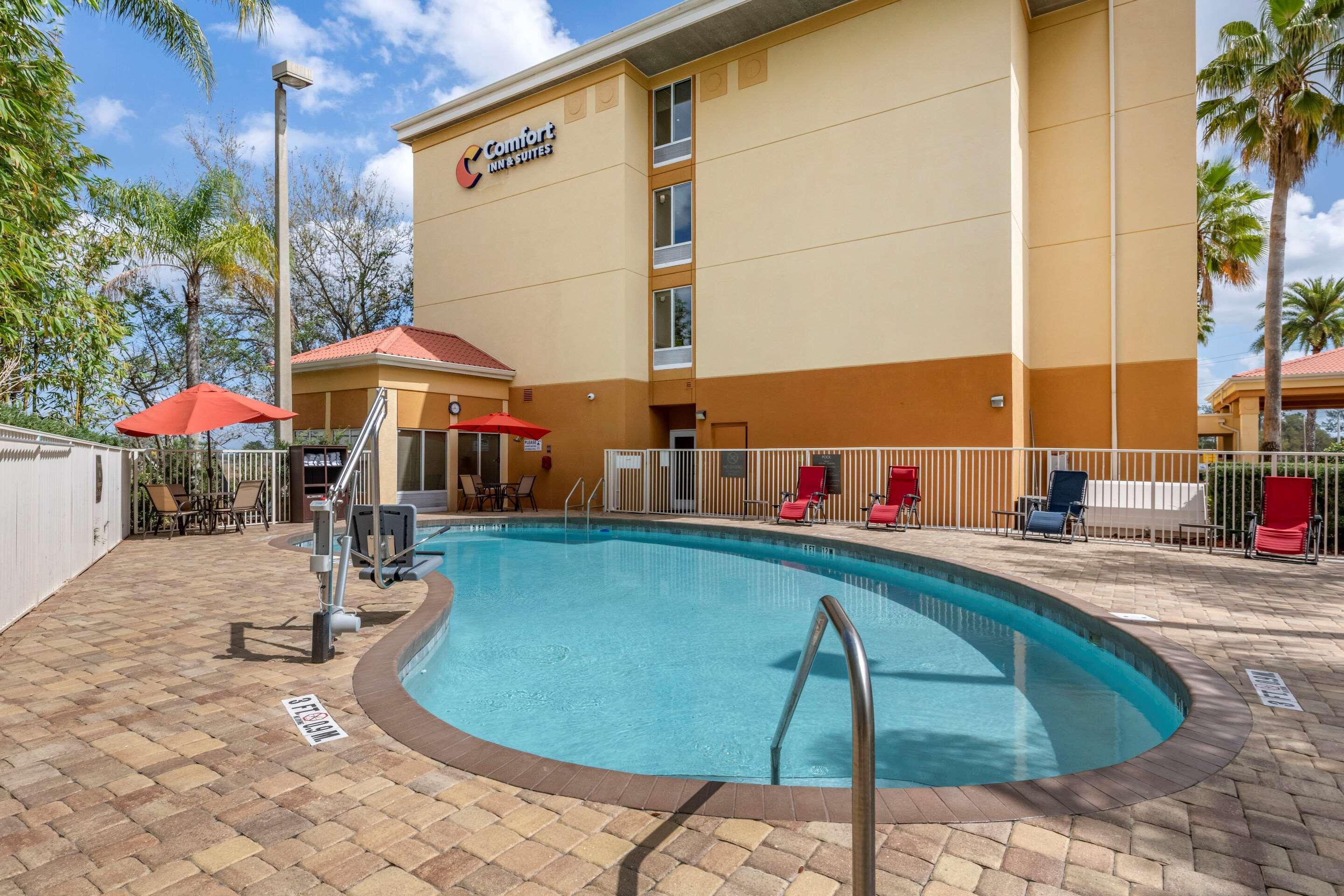 Comfort Inn & Suites Orlando North Sanford Esterno foto