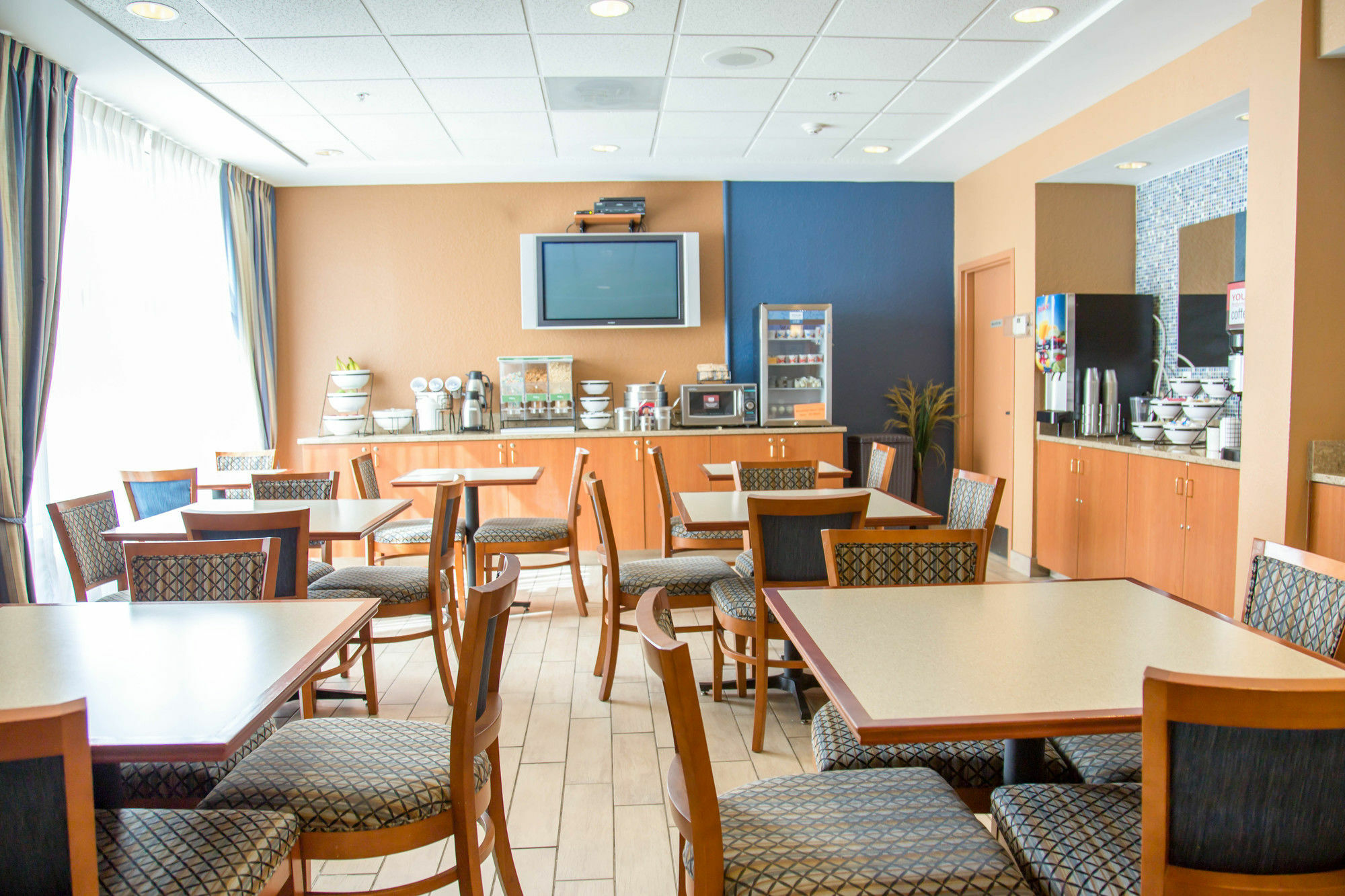 Comfort Inn & Suites Orlando North Sanford Esterno foto