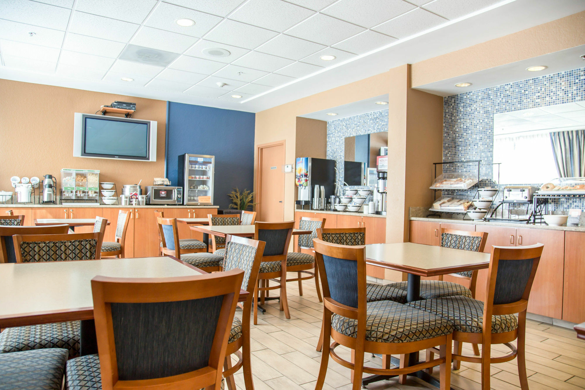 Comfort Inn & Suites Orlando North Sanford Esterno foto
